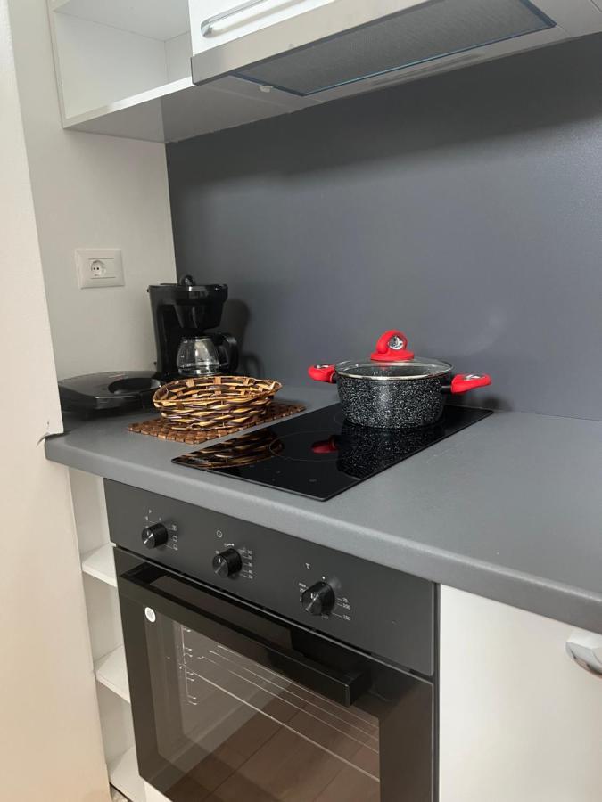 Atrium Apartment Tirana Bagian luar foto